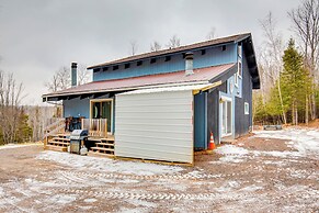 Iron River Retreat w/ Sauna: Walk to Ski Brule!