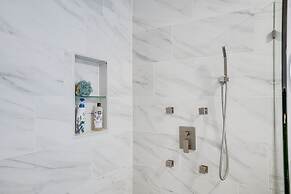 Rossville Home Near Downtown & Lookout Mountain!