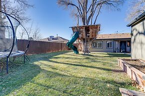 5 Mi to Dtwn Denver: Pet-friendly Home w/ Yard
