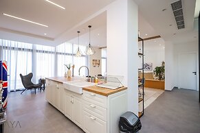 Aya - Oasis in Al Muntazah: 3BR Villa with Private Pool