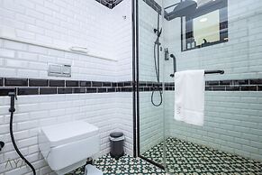 Aya - Oasis in Al Muntazah: 3BR Villa with Private Pool