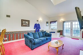 Ocean Shores Condo Rental w/ View - Walk to Beach!