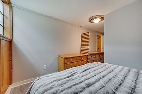 Cozy Nampa Escape w/ Fireplace + Smart TV!