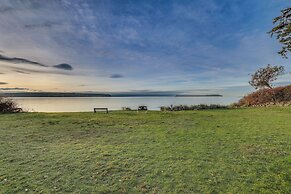 Port Townsend Escape w/ Deck, Bay & Mountain Views