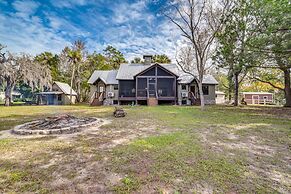 Riverfront Fishers Paradise in Florida w/ Dock!