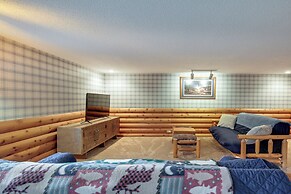 Lakefront Eagle River Cabin w/ Fire Pit & Porch