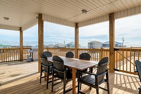 Blue Jays - 2334 Bienville 4 Bedroom Home by RedAwning