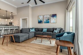 Blue Jays - 2334 Bienville 4 Bedroom Home by RedAwning