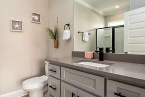 Blue Jays - 2334 Bienville 4 Bedroom Home by RedAwning