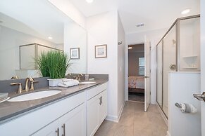 9056sh-the Retreat At Championsgate 8 Bedroom Home by RedAwning