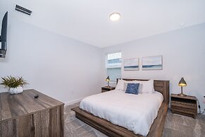 9056sh-the Retreat At Championsgate 8 Bedroom Home by RedAwning