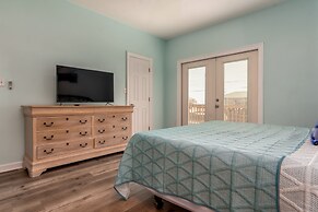 Casa Nova - 2602 Bridgeview 3 Bedroom Home by RedAwning