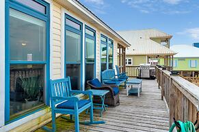 Casa Nova - 2602 Bridgeview 3 Bedroom Home by RedAwning