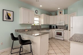 Casa Nova - 2602 Bridgeview 3 Bedroom Home by RedAwning