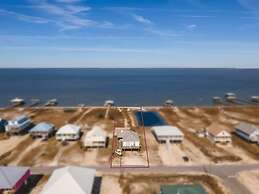 Casa Nova - 2602 Bridgeview 3 Bedroom Home by RedAwning