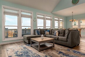 Casa Nova - 2602 Bridgeview 3 Bedroom Home by RedAwning