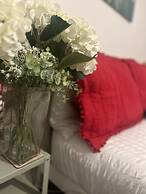 Thorn - Romance Deluxe Room