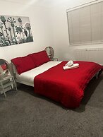 Thorn - Romance Deluxe Room