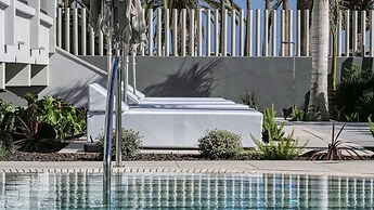 Relaxia Beverly Suites