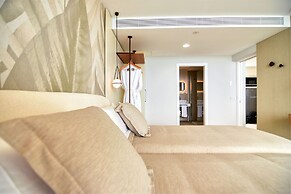 Relaxia Beverly Suites