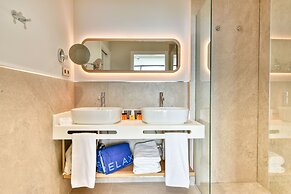 Relaxia Beverly Suites