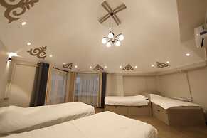 Cozy Hostel