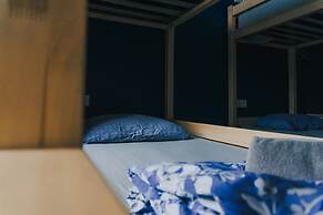 Lighthouse Hostel & Rooms