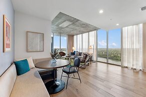 Sunshine Condo in Downtown Austin
