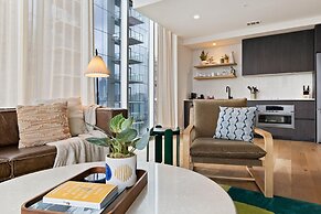 Sunshine Condo in Downtown Austin