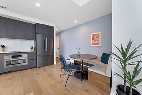 Sunshine Condo in Downtown Austin