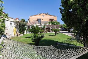 Villa Erika with private garden