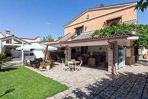 Villa Erika with private garden