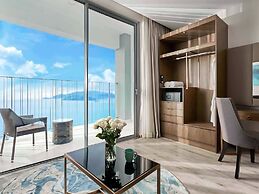 Premier High Ocean View Panorama