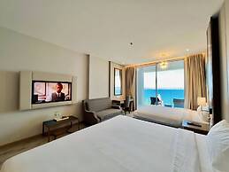 Premier High Ocean View Panorama