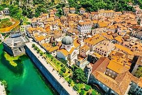 Luxury Pool Villa Feliz