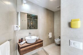 National Square Napoli