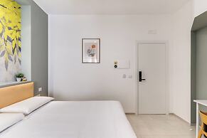 National Square Napoli