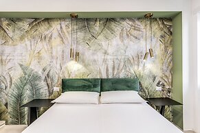 National Square Napoli