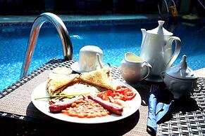 Atlantic Palms Suites