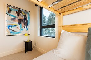 Tally Ho By Revelstoke Vacations