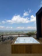 MONTECIELO HOSTING GUATAPE