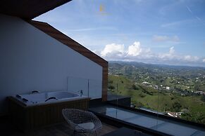 MONTECIELO HOSTING GUATAPE