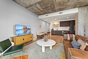 High Rise in the heart of ATX