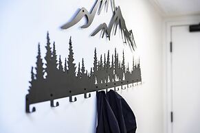 Separate Reality By Revelstoke Vacations