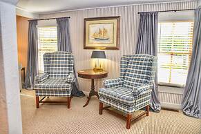 Inn at Oriental