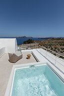 Omna Caldera Suites