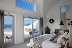 Omna Caldera Suites