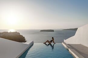 Omna Caldera Suites