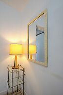 Miami Vacation Home 4 bedroom Parking.