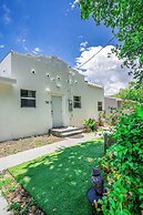 Miami Vacation Home 4 bedroom Parking.